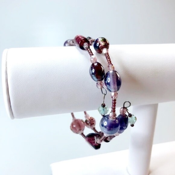 Shades of Purple Memory Wrap Bead Bracelet - Picture 1 of 5
